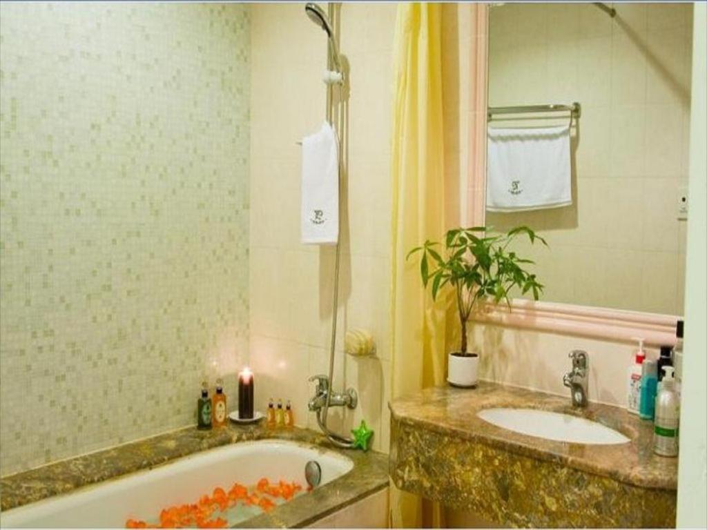 Apartment Pl *