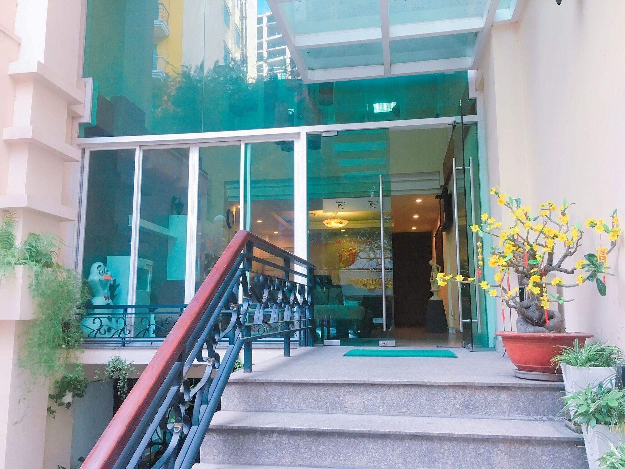 Pl Apartment